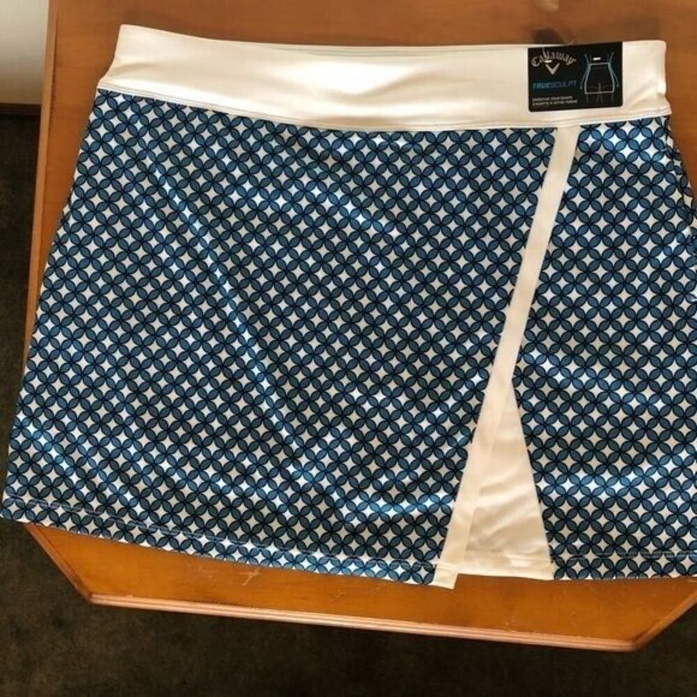 Callaway Women's Golf NWT Truesculpt Opti-Dri Size Large Blue Sea Star Skort